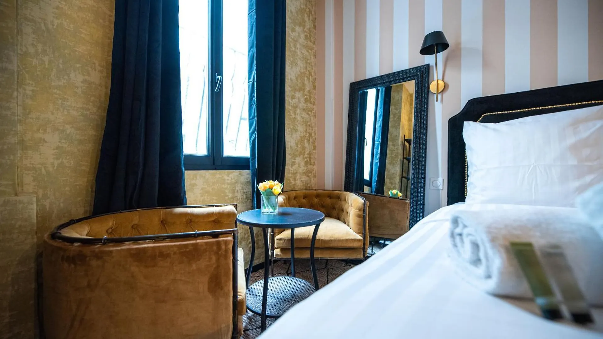 Monsieur Montmartre - Moulin Rouge Residence Paris Apartment
